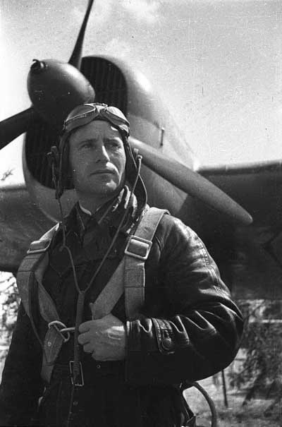 Герой Советского Союза, гвардии генерал-майор авиации Иван Семенович Полбин