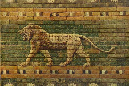 VI в. до н.э. Рельеф из Вавилона. Цветной кирпич, глазурь
