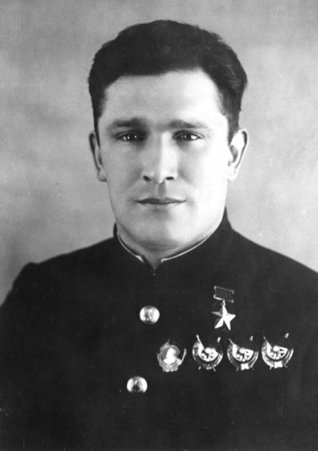 Герой Советского Союза Борис Сафонов