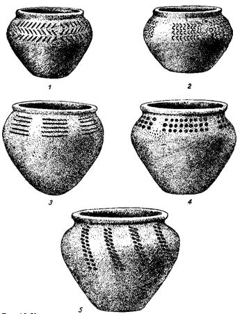 Керамика с узорами, характерными для североприазовского варианта катакомбной культуры