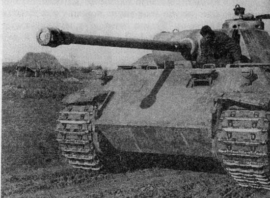 «Пантера» Ausf.D дивизии «Великая Германия». Район Карачева, август 1943 года