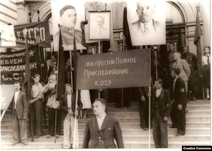 Просоветский митинг в Латвии, лето 1940 года
