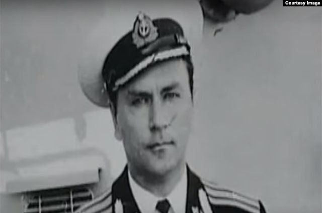 Капитан Валерий Саблин