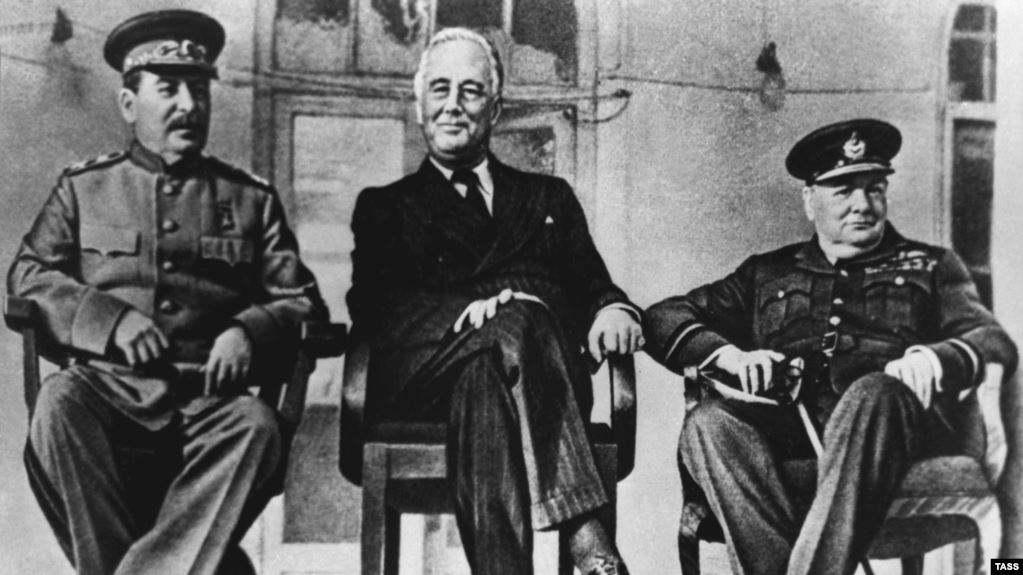 Сталин, Рузвельт и Черчилль в Тегеране, 1943 